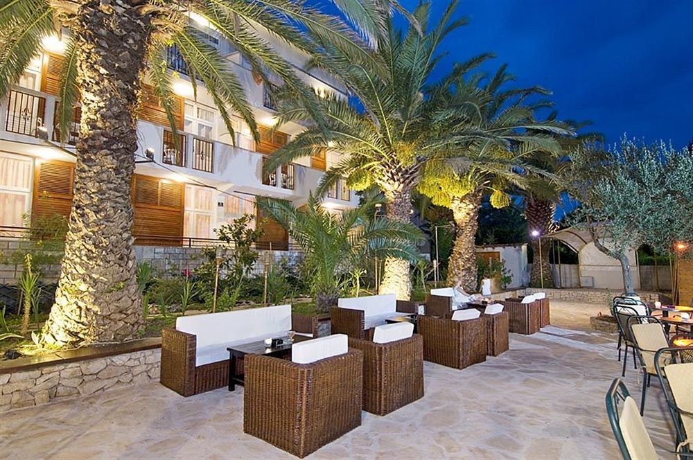 Hotel Villa Adriatica - Adults Only Supetar Kültér fotó