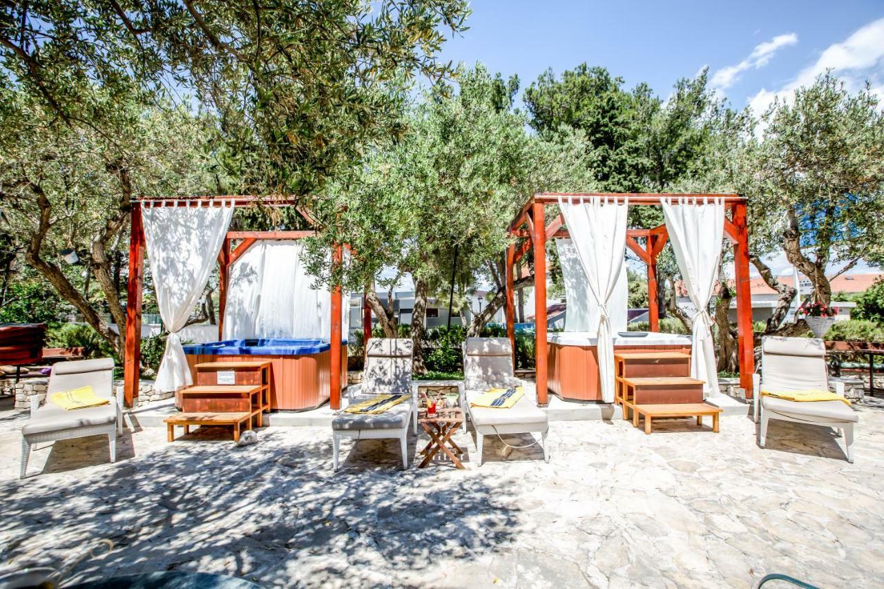 Hotel Villa Adriatica - Adults Only Supetar Kültér fotó